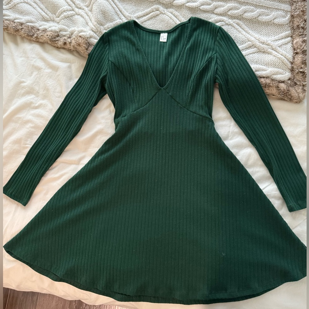 Green Long Sleeve Sweater Dress